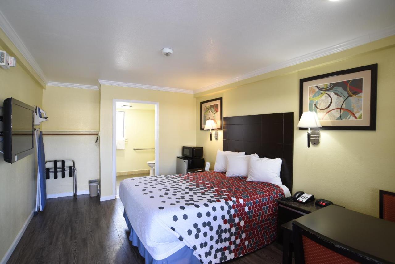 Morro Bay Beach Inn Buitenkant foto